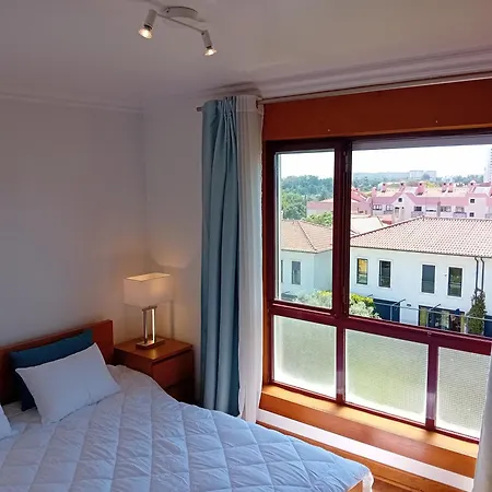 Apartment Blue - Metro At Your Door *