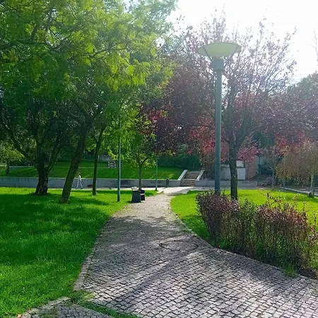 Blue - Metro At Your Door Appartement