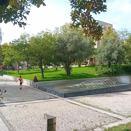 Blue - Metro At Your Door Lejlighed